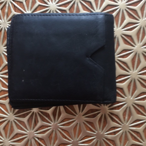 💰🛍🔆Guess wallet (mens) - Picture 4 of 9
